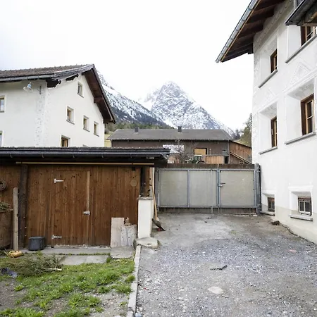 Apartment Chasa Chaposch Tarasp