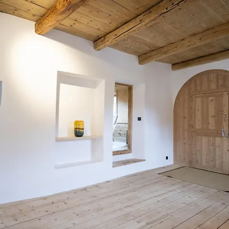 Chasa Chaposch Apartment *