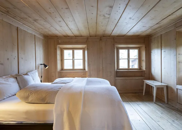 Chasa Chaposch Apartment *