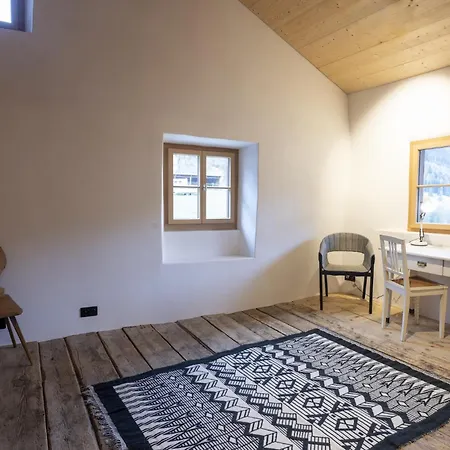 Chasa Chaposch Daire *