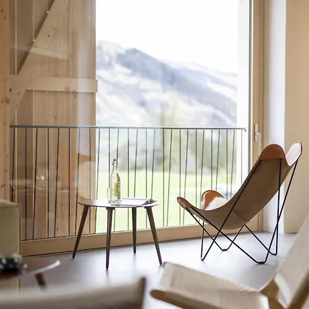 Chasa Chaposch Διαμέρισμα *